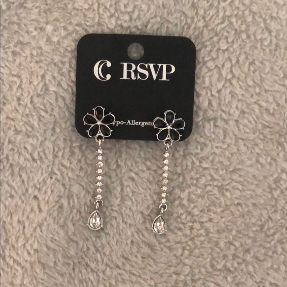 Flower Dangle Earrings